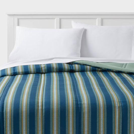 Full/Queen Lofty Microfiber Comforter - Room Essentials