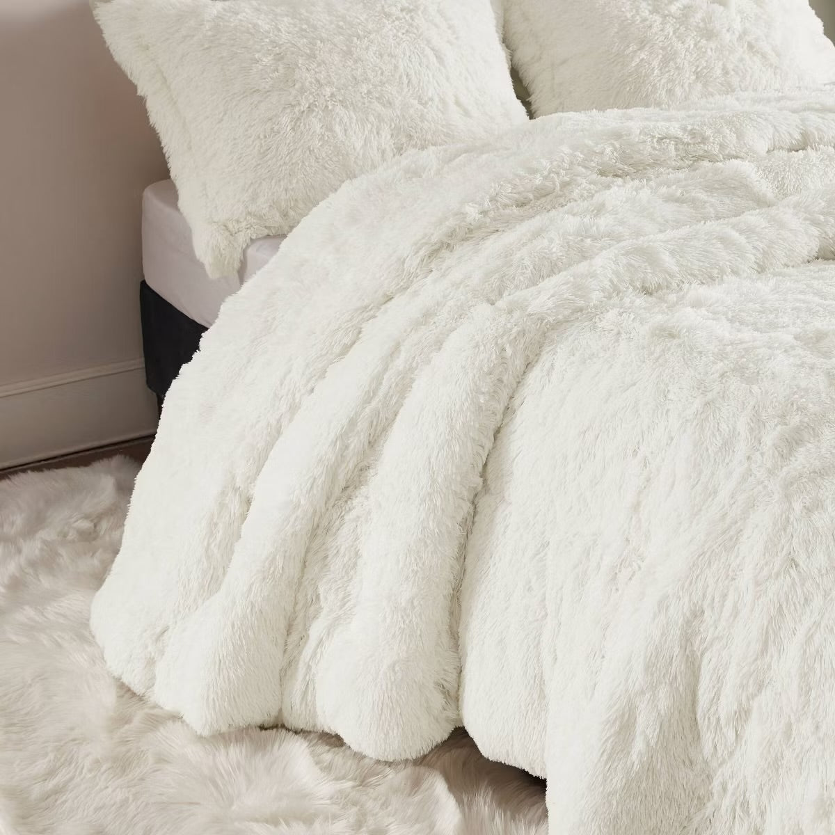 King Leena Shaggy Faux Fur Duvet Set