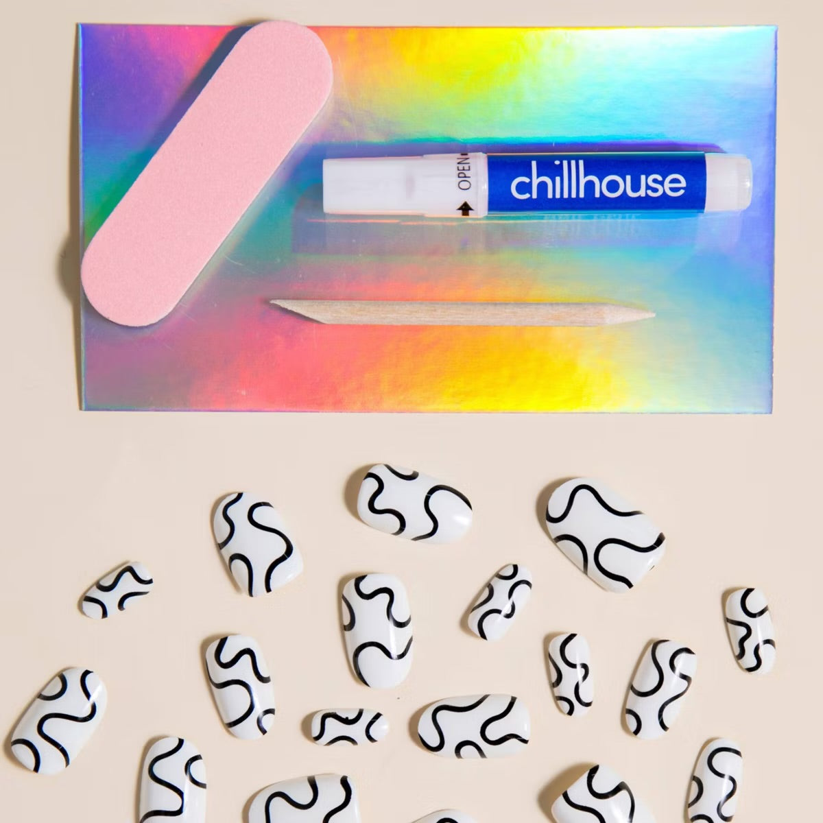 Chillhouse Chill Tips Press-On Fake Nails - Wavy Baby - 24ct