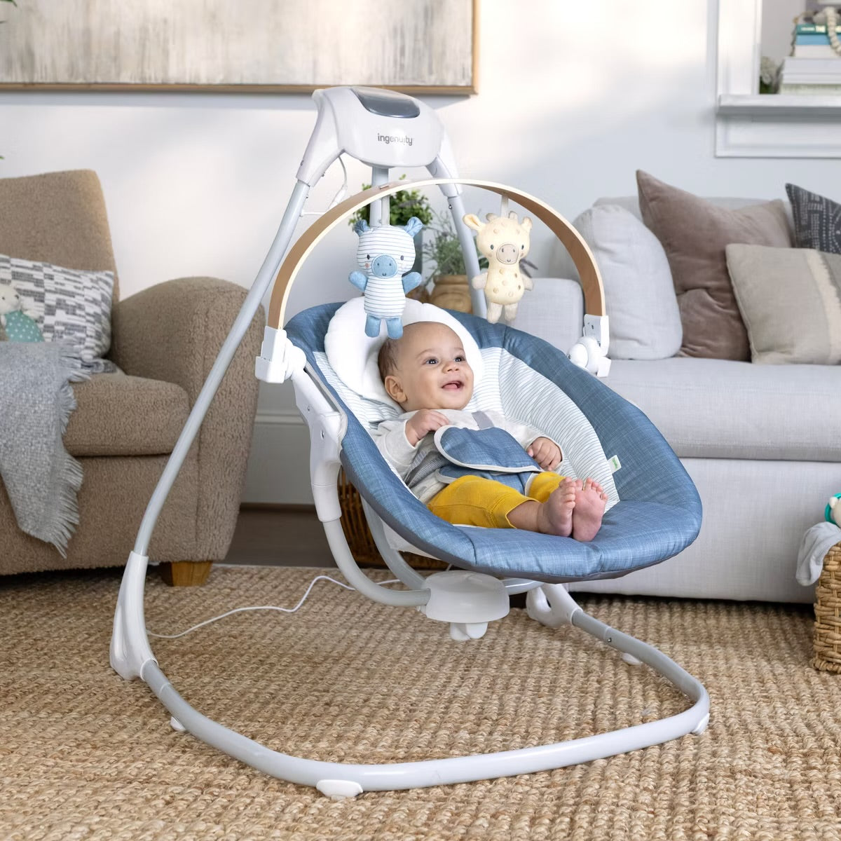 Ingenuity Simple Comfort Compact Swing with Wood Toy Bar - Chambray